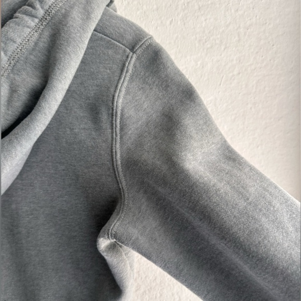 Hollister Cropped Micro Fleece Hoodie - Picture 8 of 12